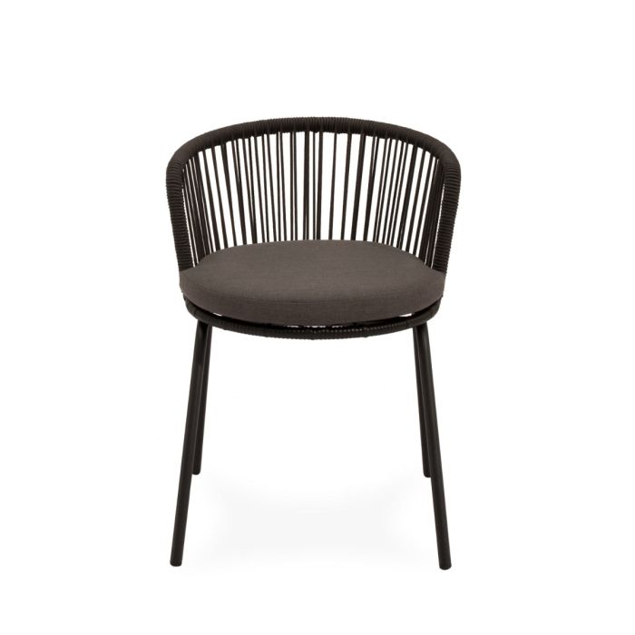 Silla de exterior étnica en acero galvanizado antracita, cuerda y cojín en tejido gris oscuro.