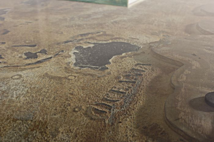 Mesa Escritorio Mapa Mundo Metal Envejecido Vidrio, 130 Cm
