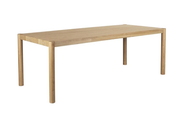 Mesa de comedor nórdica en madera de fresno natural.