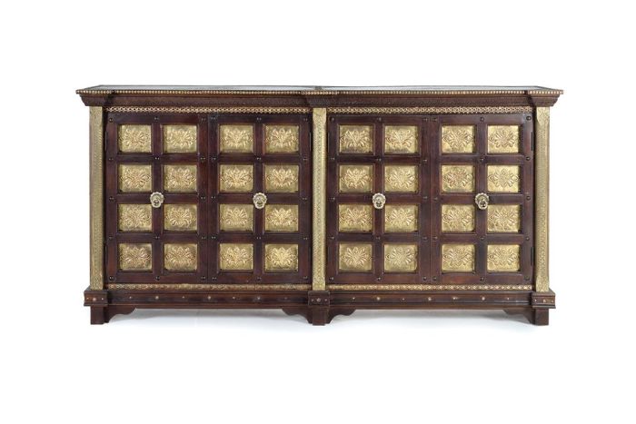 Aparador Madera Mango Detalles Bronce 4 Puertas, 193 Cm