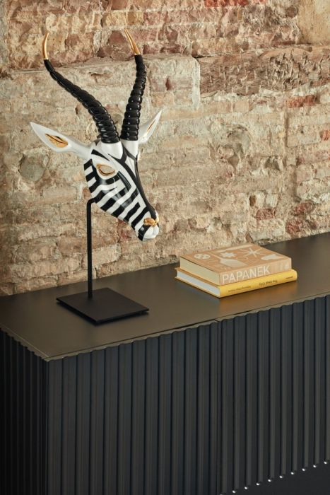 Aparador Doric 3 Puerta 3 cajones Negro Antracita, 150 Cm