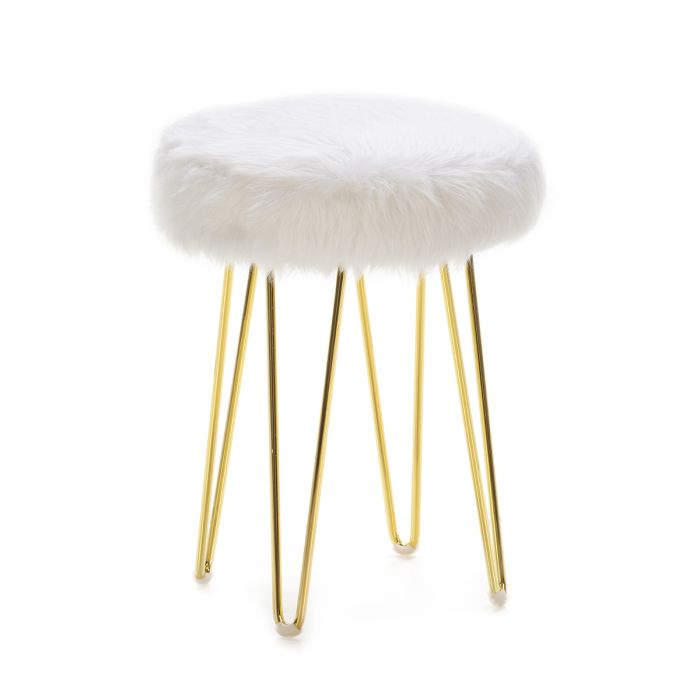 Taburete art decó en metal dorado con asiento de tela blanca.