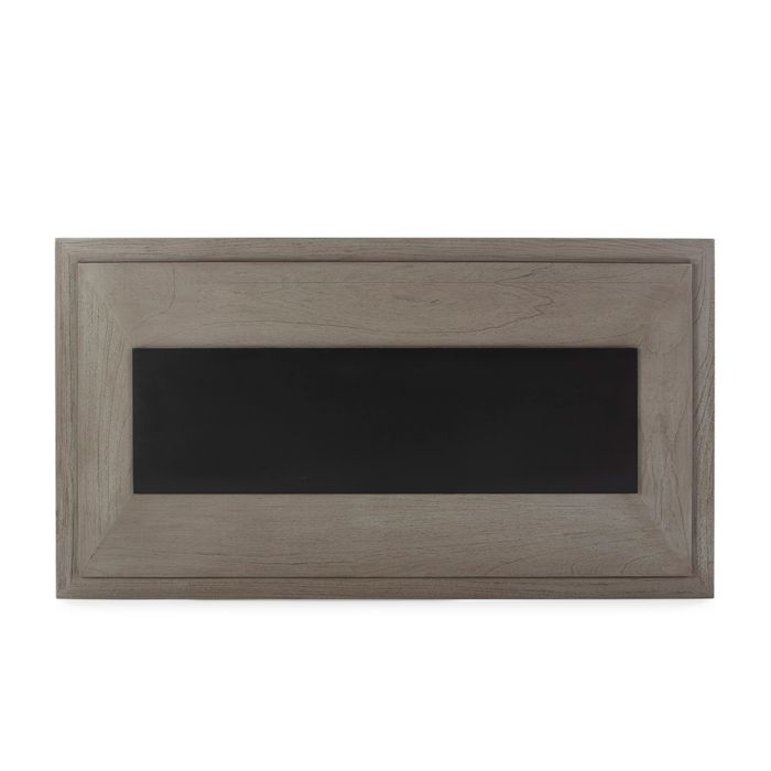 Cabecero industrial moderno en madera gris con panel central de metal negro.
