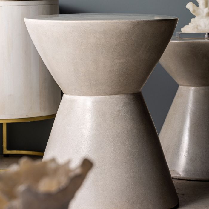 Mesa Auxiliar Cemento Gris TELFS, 57 Cm