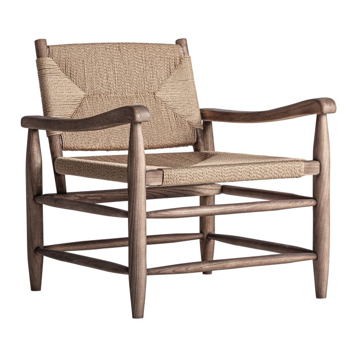 Sillón en madera de caucho y cuerda marrón.