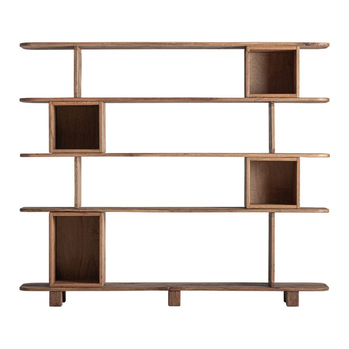 Estantería en madera de roble marrón claro.