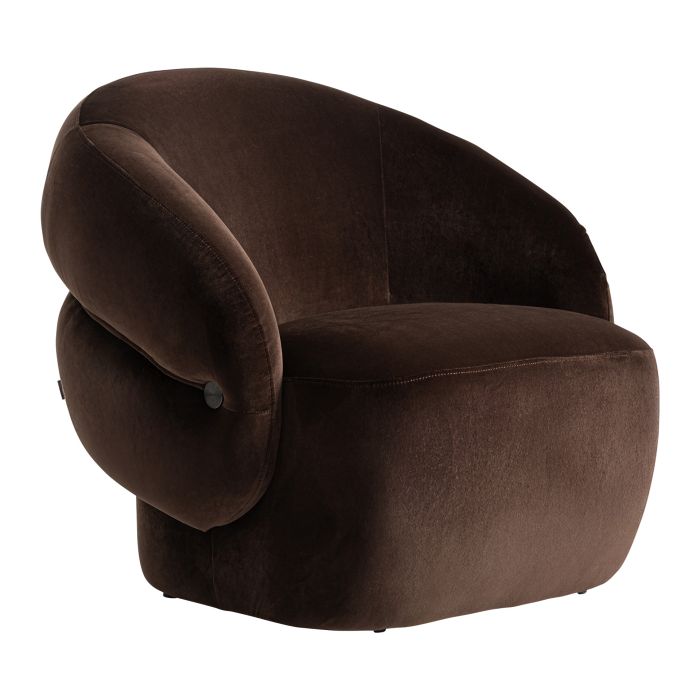 Sillón en madera de pino tapizada en terciopelo tono chocolate.