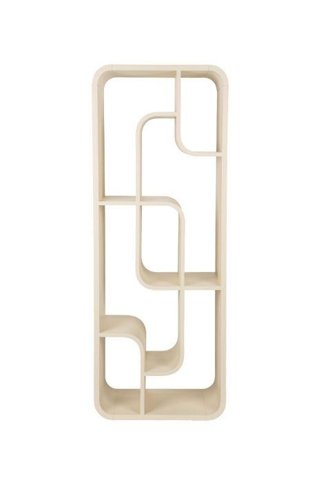 Estantería nórdica moderna en madera de roble beige.