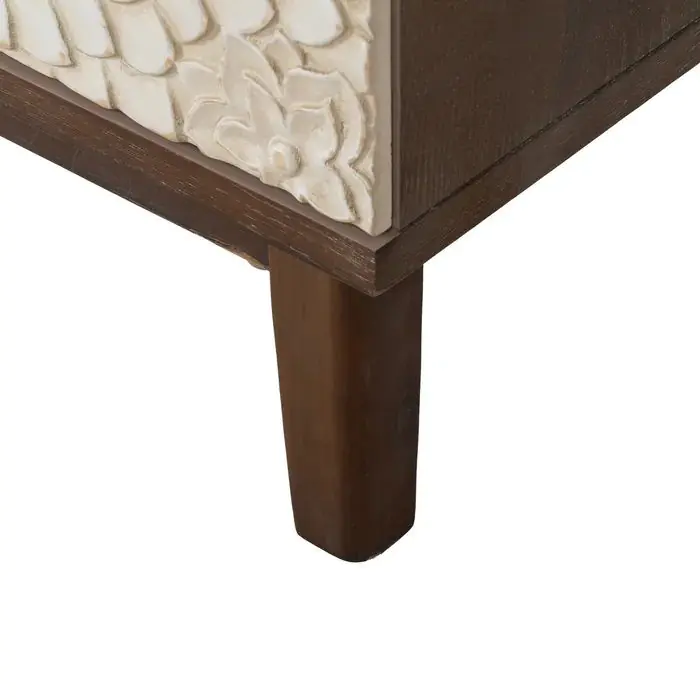 Mesita De Noche Madera Tallada 3 Cajones, 71 Cm