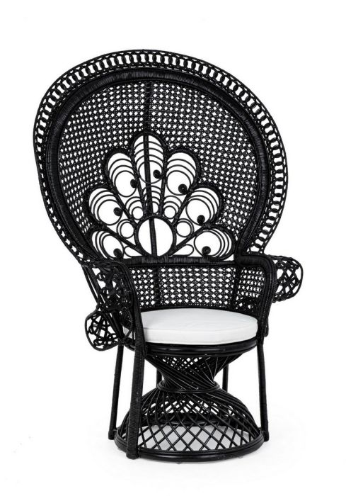 Sillón étnico ratán y médula de junco negro en forma de abanico.