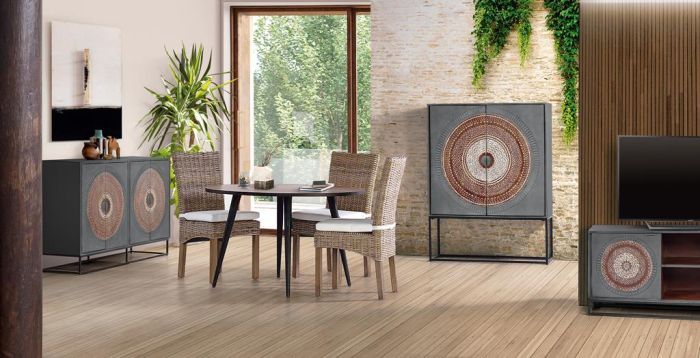 Vitrina Mango Gris Base Metal, 142 Cm