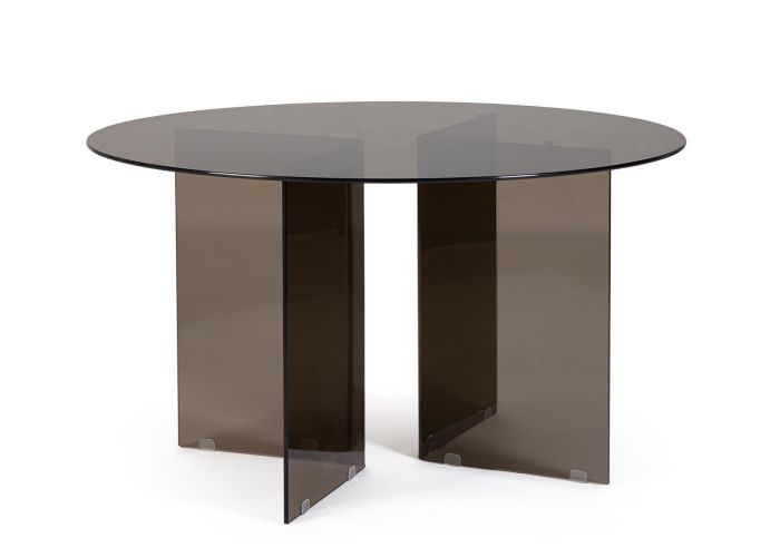 Mesa de comedor de diseño moderno en vidrio templado y acero pintado marrón.