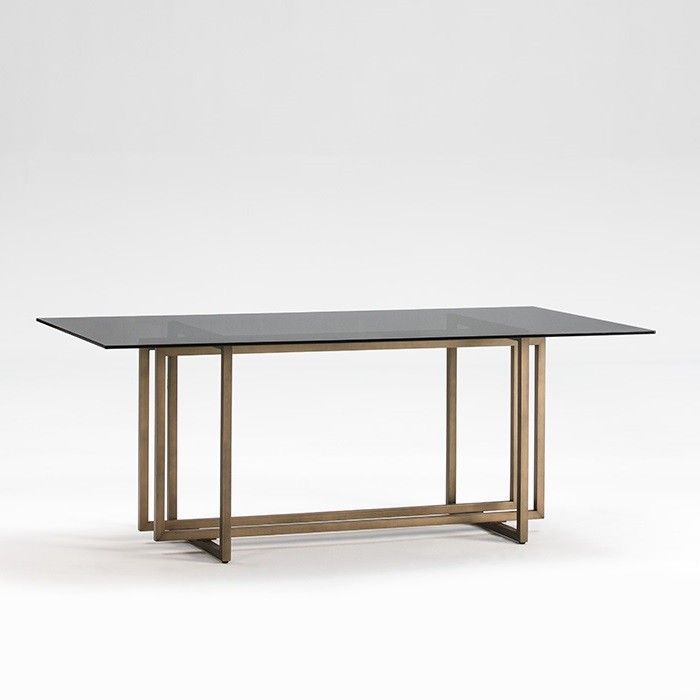 Mesa Comedor Cristal Ahumado/Metal en Dorado, 190 Cm.