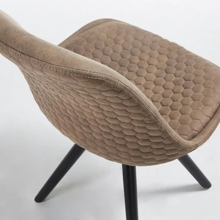 Silla Nórdica Piel Marrón Patas Madera Negro