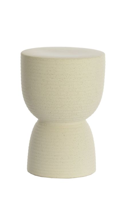 Mesa auxiliar contemporánea en cerámica tono crema mate.