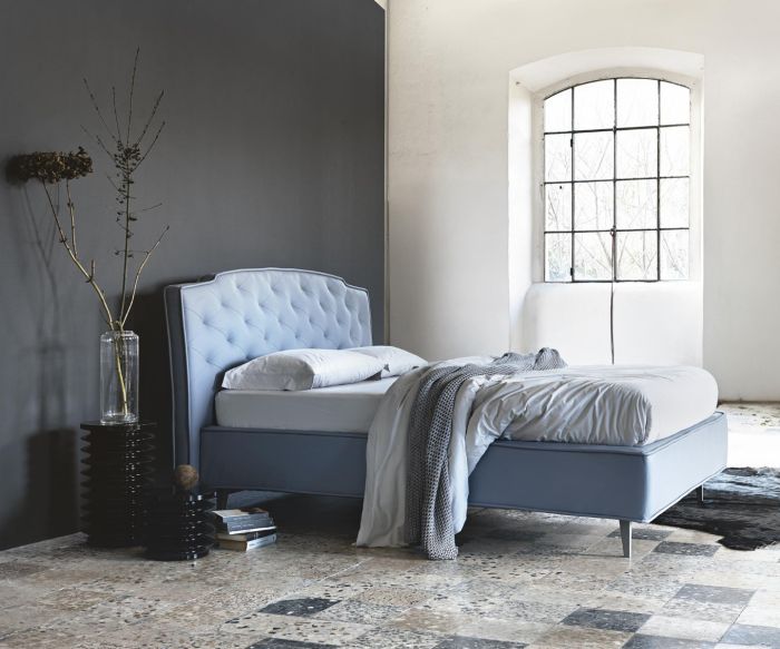 Cama Frank