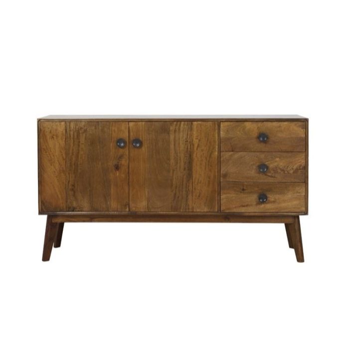 Aparador mid-century en madera marrón oscuro y tiradores de metal negro.