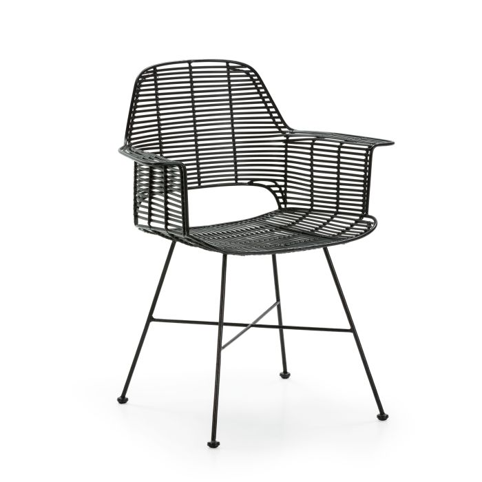 Silla Exótica de Mimbre y Metal negro.
