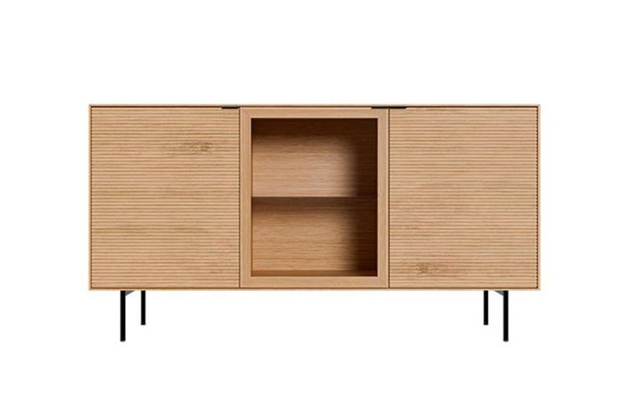 Aparador nórdico en madera de roble y chapado de roble natural con patas metálicas en negro.