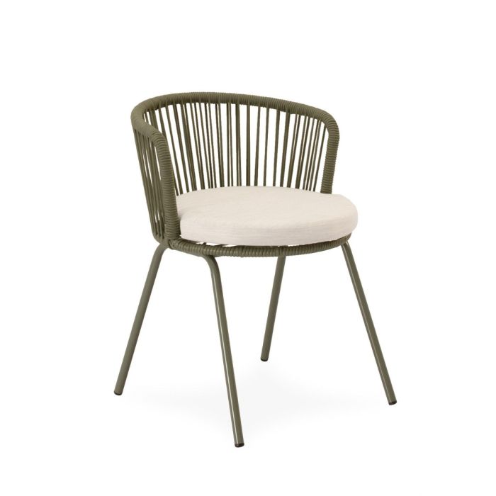 Silla de exterior étnica en acero galvanizado, cuerda   verde y cojín en tejido gris claro.