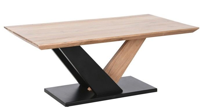 Mesa de centro industrial en madera de acacia natural y metal negro.