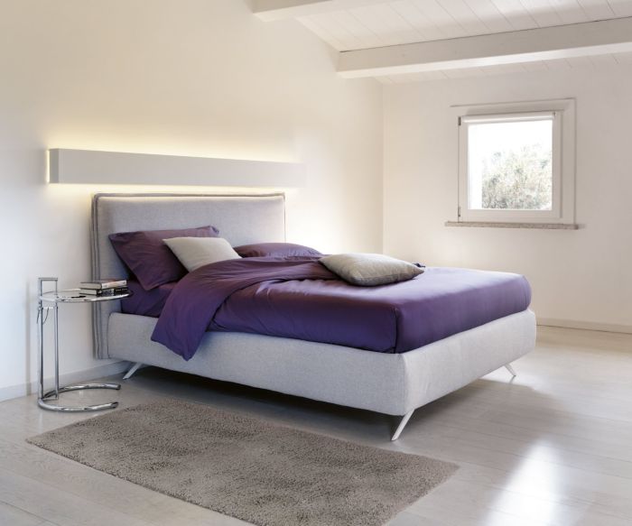 Cama Moody 