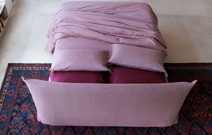 Cama Tapizada Rosa Japonés