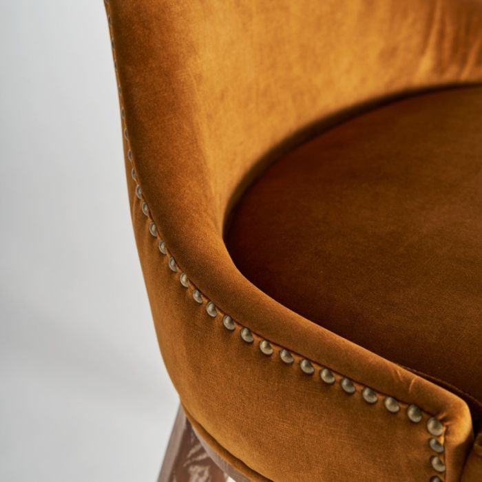 Silla Vintage Tapizado Ocre Patas Madera, 58 Cm