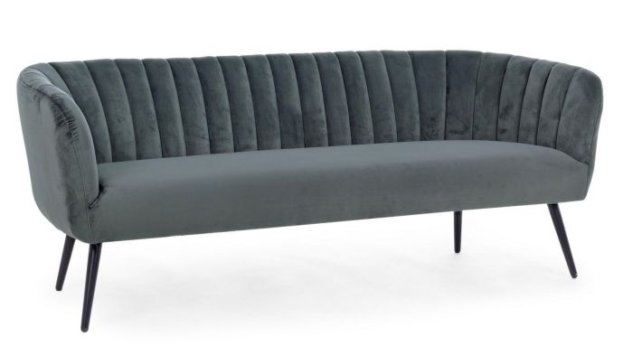 Sofá 3 plazas en madera contrachapada tapizado gris con patas de metal negro.