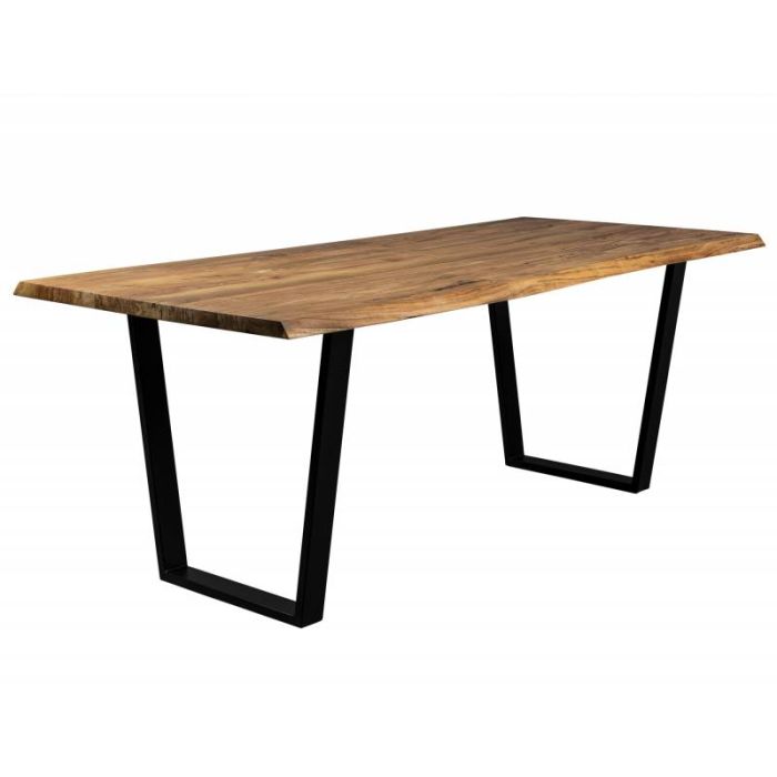 Mesa de Comedor Aka  
