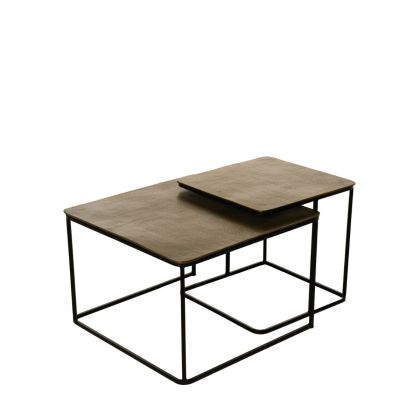 Set de 2 mesas de centro estilo moderno en aluminio dorado y metal negro.
