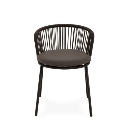 Silla de exterior étnica en acero galvanizado antracita, cuerda y cojín en tejido gris oscuro.