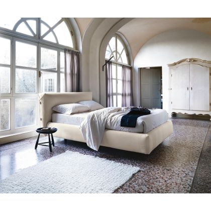 Cama Tapizada Allan 