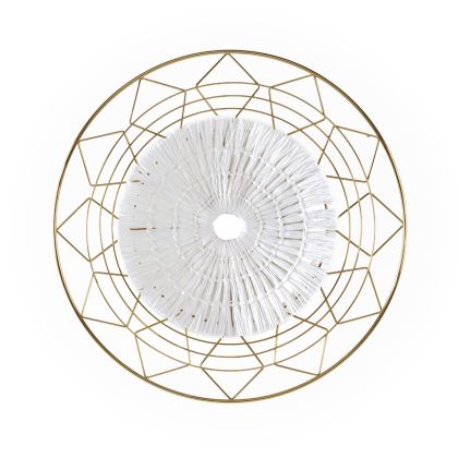 Escultura de Metal y Cuerda de Papel en Dorado y Blanco.