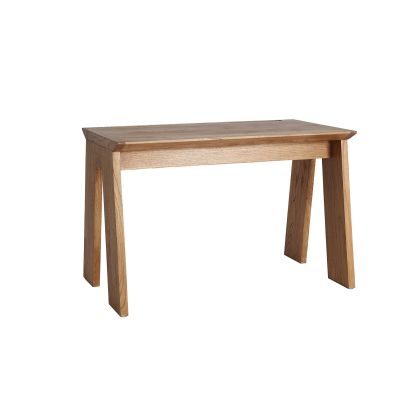Escritorio nórdico en madera mindi marrón.