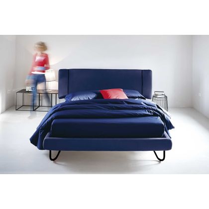 Cama Doble Azul tapizado Hug Moderno, 150 Cm