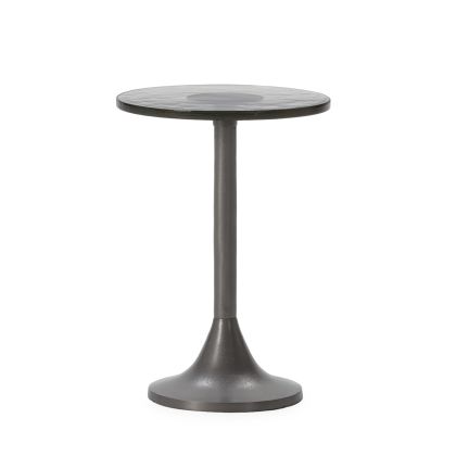 Mesa auxiliar moderna en metal negro y sobre de vidrio rústico.