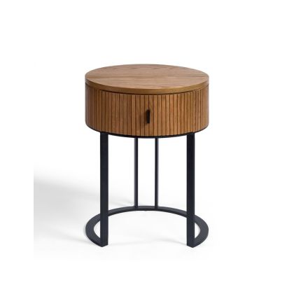 Mesita de noche industrial moderno en madera de roble natural con 1 cajón y estructura de metal negro.