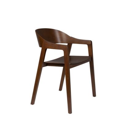 Silla nórdica en madera de roble marrón.