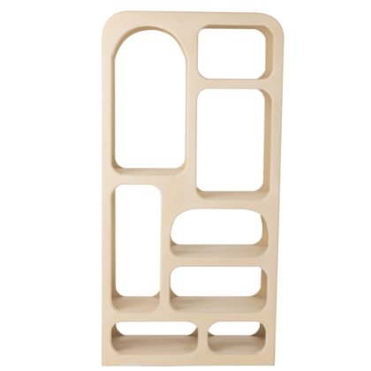 Estantería escultórica nórdica moderna en madera de mango beige.