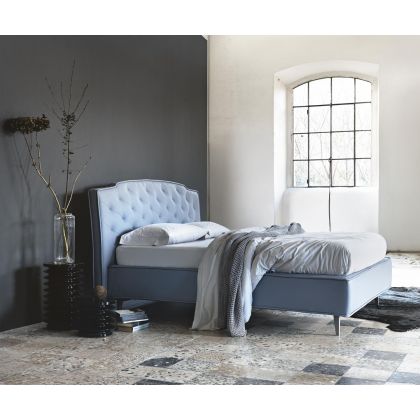 Cama Frank