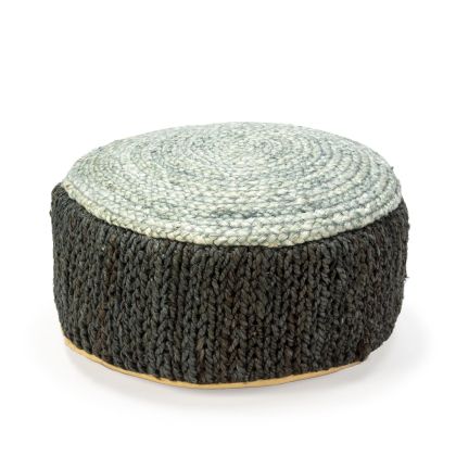 Puff Chill-out de Shumak en negro y gris.
