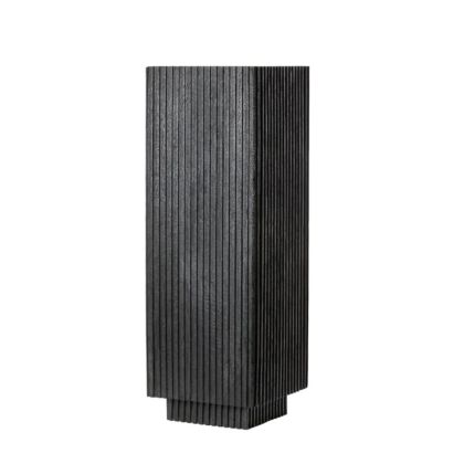 Peana cuadrado diseño moderno en madera maciza y sobre de vidrio ahumado negro mate.