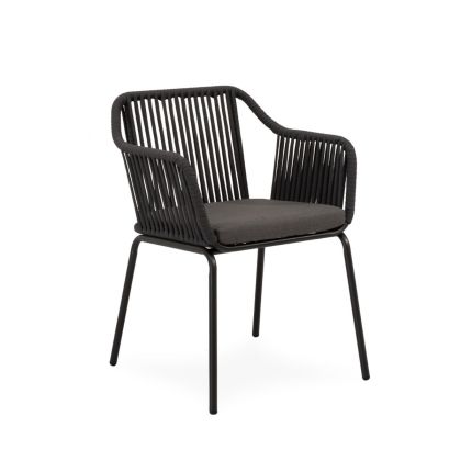 Silla de exterior étnica en acero galvanizado antracita, cuerda gris oscuro y cojín en tejido gris oscuro.
