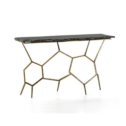 Consola art decó con sobre de piedra negra y estructura de hierro forjado dorado.
