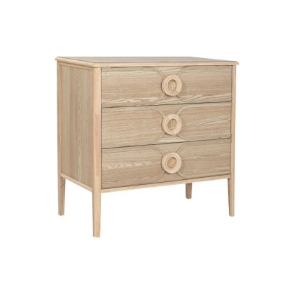 Cómoda nórdica en madera de abeto y rejillas de ratán natural.