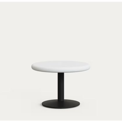 Mesa auxiliar de exterior en acero negro y sobre de cemento blanco 70 cm