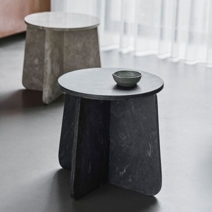 Mesa auxiliar en mármol gris 48 cm