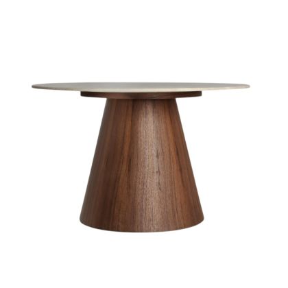 Mesa de comedor en madera nogal y sobre de mármol sintético beige.