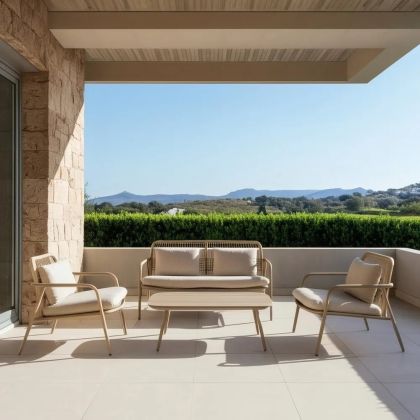 Set nórdico de 1 sofá, 2 sillones y una mesa de centro en aluminio beige.